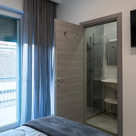 Amica Geniale 3* نابولي